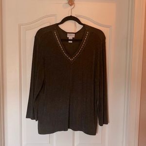 Stretchy embellished top